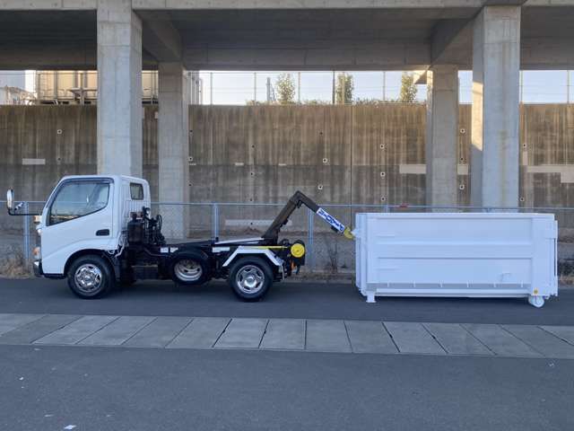 HINO DUTRO 2007 Image 31