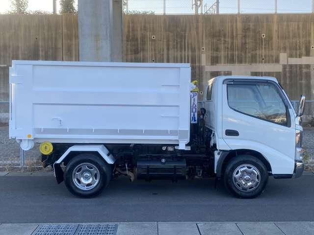 HINO DUTRO 2007 Image 31