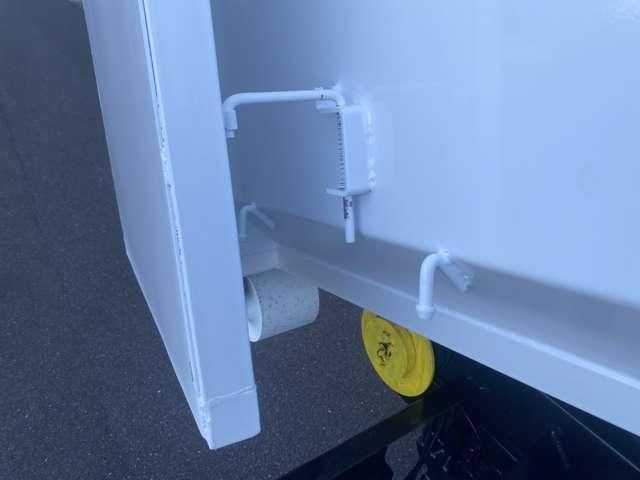 HINO DUTRO 2007 Image 31