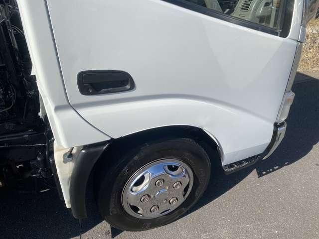 HINO DUTRO 2007 Image 31