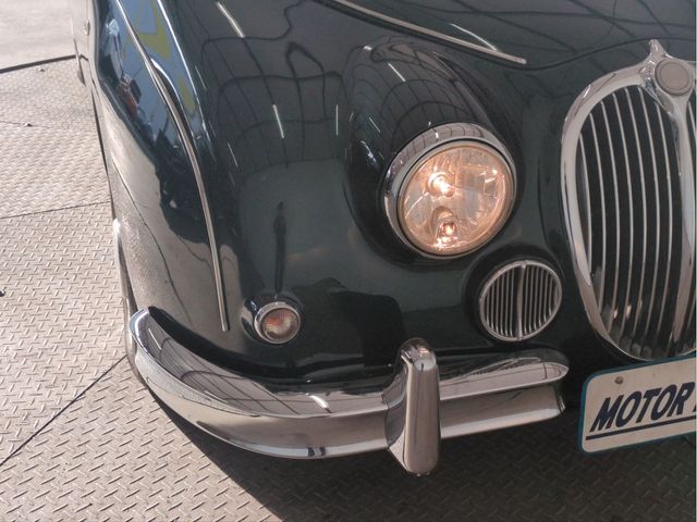 MITSUOKA VIEWT 2016 Image 31