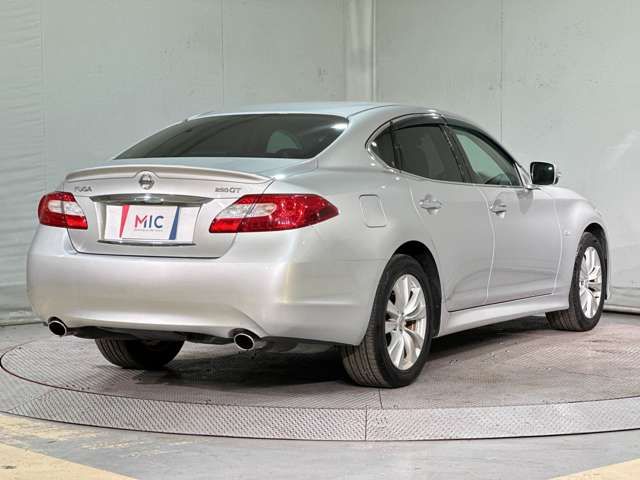 NISSAN FUGA 2009 Image 31