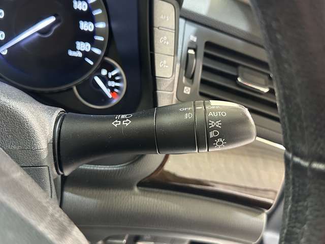 NISSAN FUGA 2009 Image 31