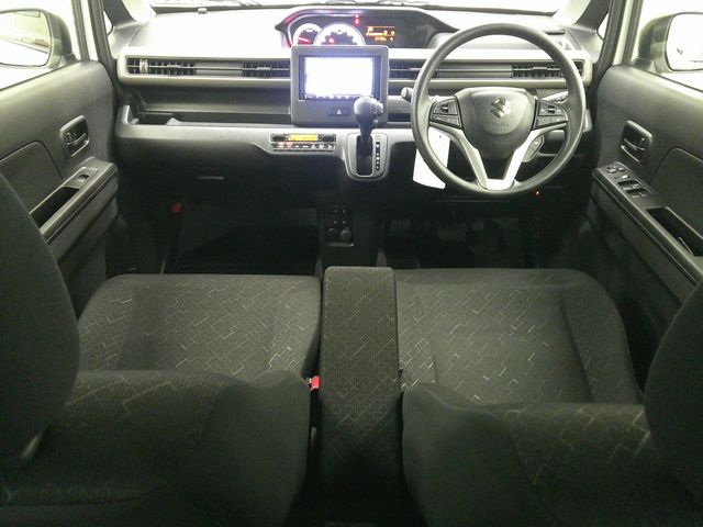 SUZUKI WAGON R 4WD 2023 Image 31