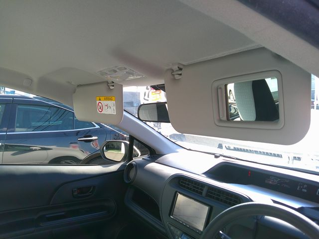 TOYOTA AQUA 2021 Image 31