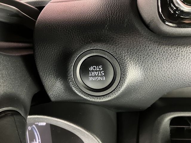 TOYOTA YARIS 2024 Image 31