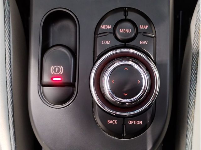 BMW MINI COOPER S OPEN 2023 Image 31