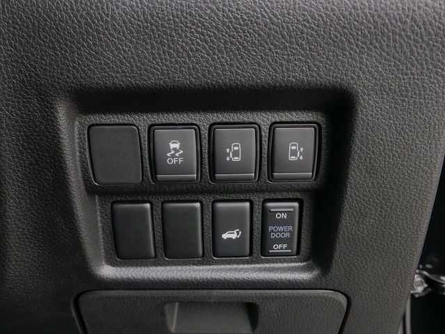 NISSAN ELGRAND 2024 Image 31