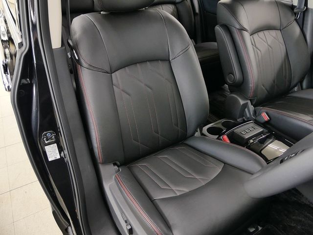 NISSAN ELGRAND 2024 Image 31