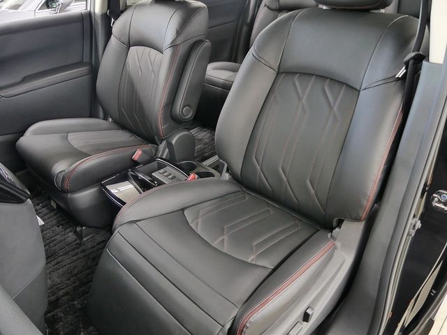 NISSAN ELGRAND 2024 Image 31