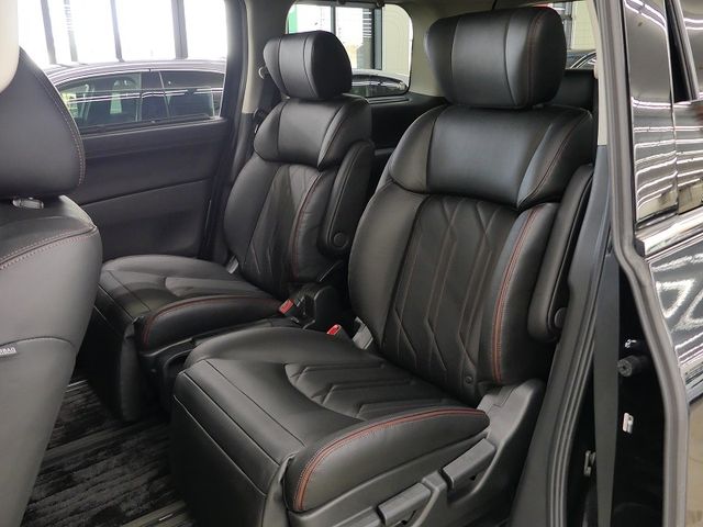 NISSAN ELGRAND 2024 Image 31