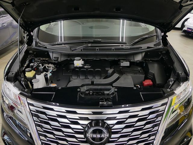 NISSAN ELGRAND 2024 Image 31