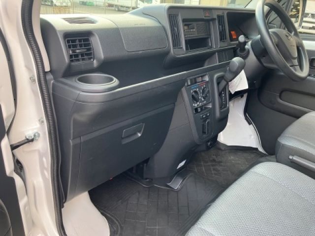 DAIHATSU HIJET CARGO 2019 Image 31