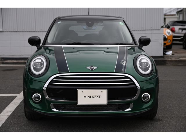BMW MINI COOPER D 5DOOR 2019 Image 31