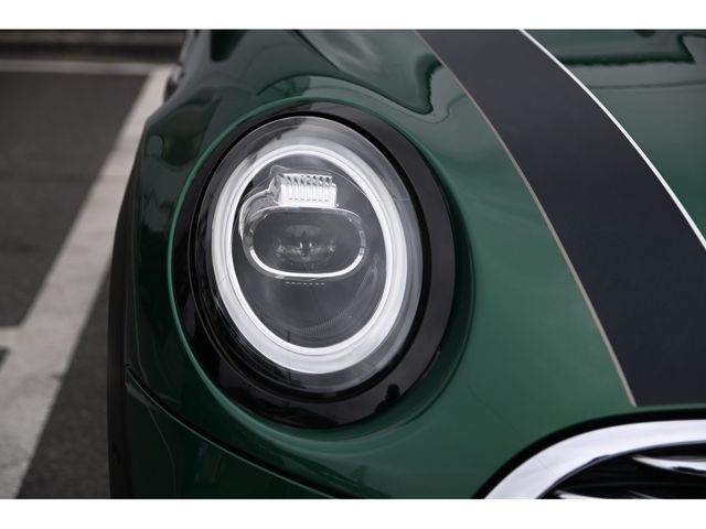 BMW MINI COOPER D 5DOOR 2019 Image 31