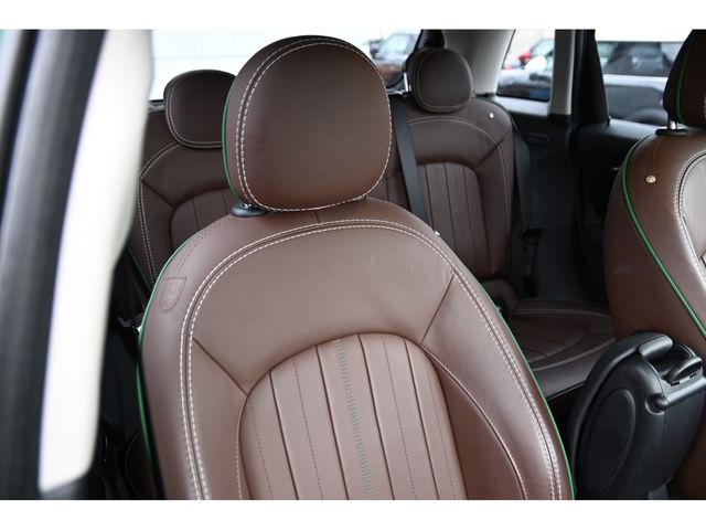 BMW MINI COOPER D 5DOOR 2019 Image 31