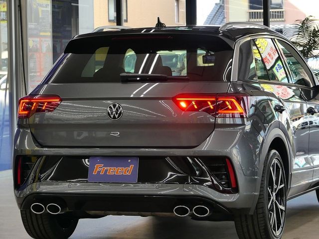 VOLKSWAGEN T-ROC 2023 Image 31