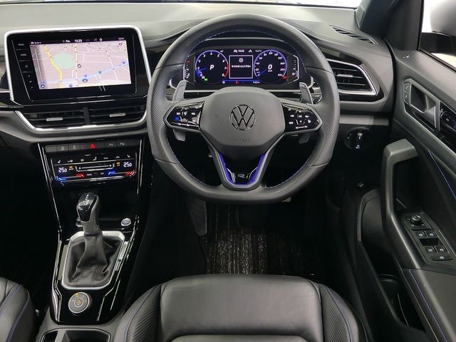 VOLKSWAGEN T-ROC 2023 Image 31