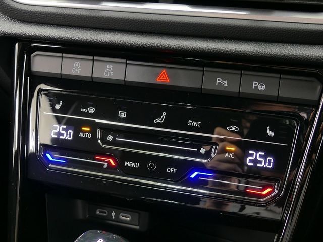 VOLKSWAGEN T-ROC 2023 Image 31