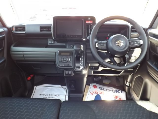 SUZUKI SPACIA GEAR 2024 Image 31