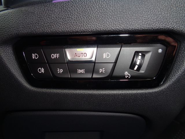 BMW 3SERIES SEDAN 2019 Image 31