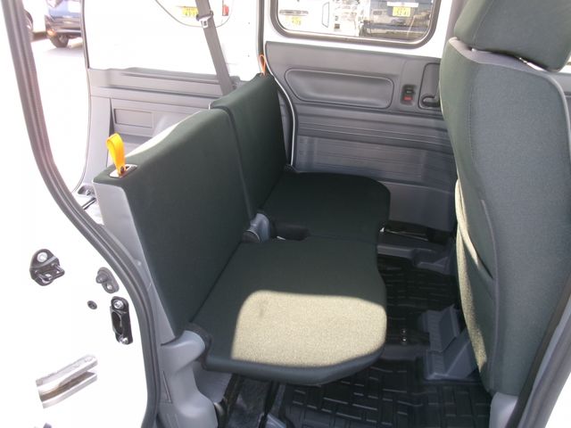 HONDA N-VAN 2025 Image 31