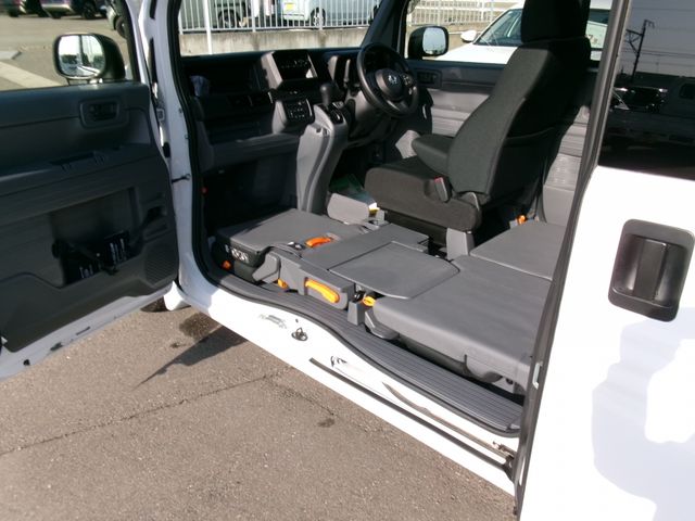 HONDA N-VAN 2025 Image 31