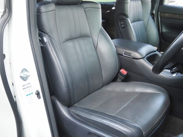 TOYOTA VELLFIRE  HYBRID 4WD 2020 Image 31