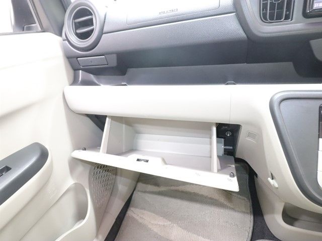 TOYOTA PASSO 2017 Image 31