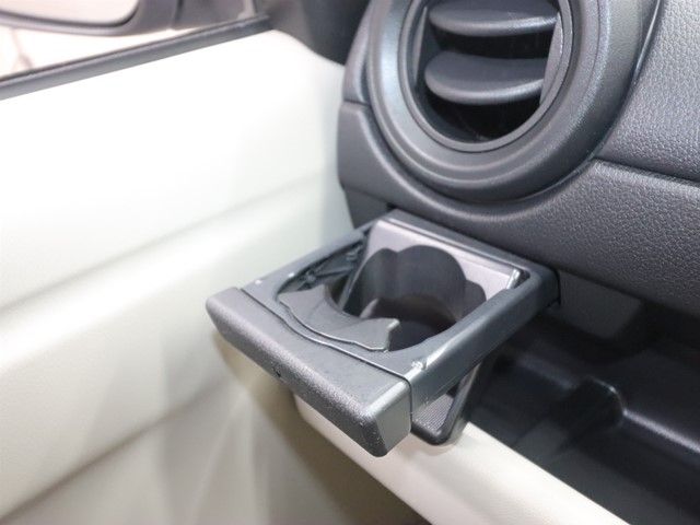 TOYOTA PASSO 2017 Image 31