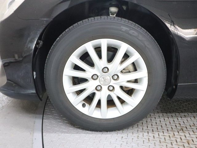 TOYOTA MARK X 2013 Image 31