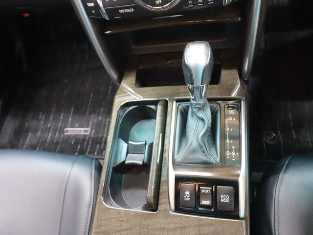 TOYOTA MARK X 2013 Image 31