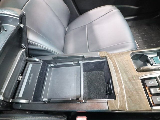 TOYOTA MARK X 2013 Image 31