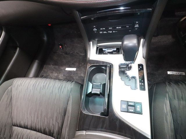 TOYOTA CROWN SEDAN 2010 Image 31