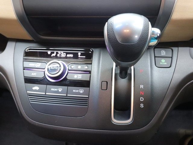 HONDA FREED 2017 Image 31