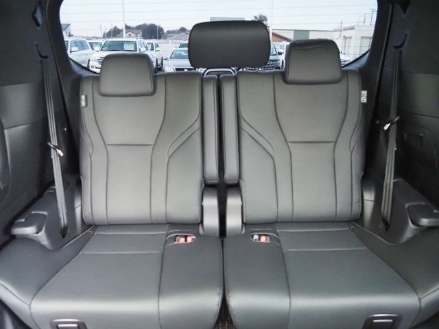 TOYOTA ALPHARD HYBRID 4WD 2025 Image 31