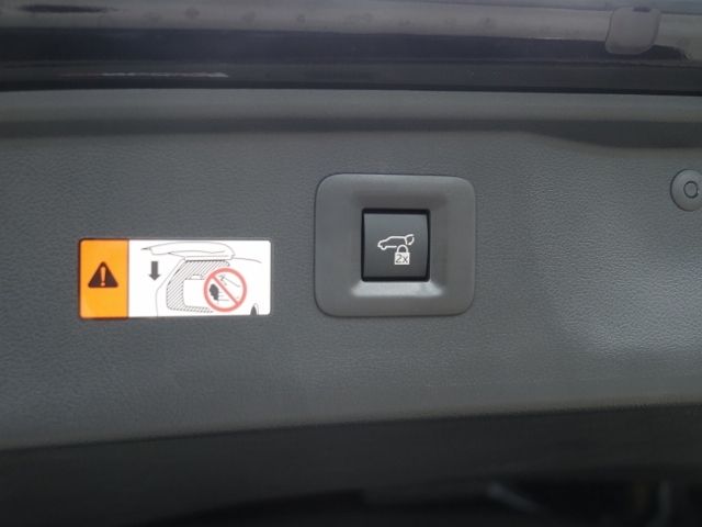 TOYOTA ALPHARD HYBRID 4WD 2025 Image 31