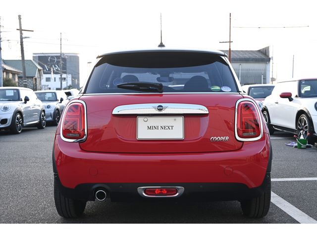 BMW MINI COOPER 2019 Image 31