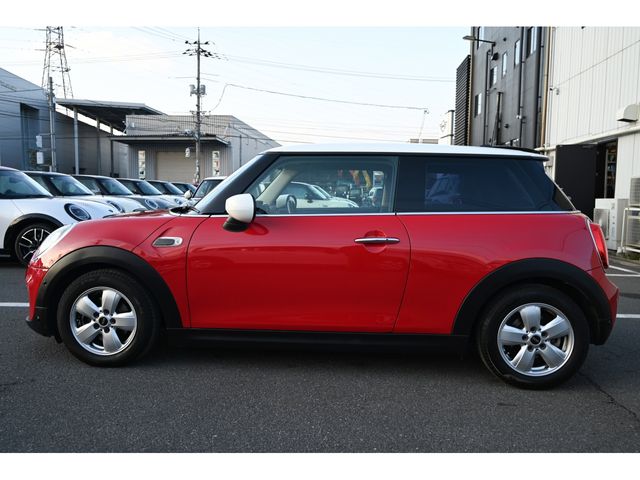 BMW MINI COOPER 2019 Image 31