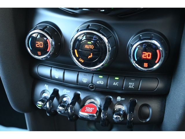 BMW MINI COOPER 2019 Image 31