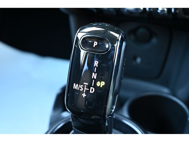 BMW MINI COOPER 2019 Image 31