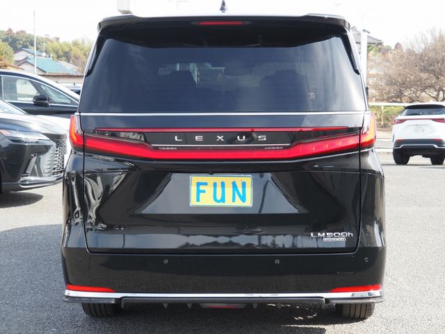 TOYOTA LEXUS LM500H 2024 Image 31