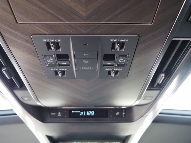 TOYOTA LEXUS LM500H 2024 Image 31