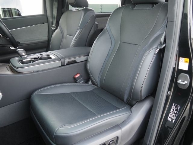 TOYOTA LEXUS LM500H 2024 Image 31