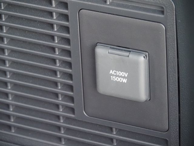 TOYOTA LEXUS LM500H 2024 Image 31