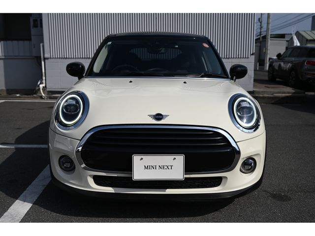 BMW MINI COOPER D 5DOOR 2021 Image 31