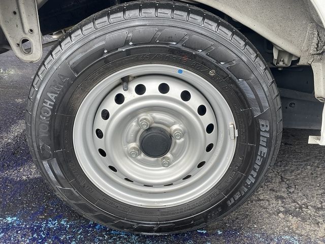 NISSAN NV100 CLIPPER 2023 Image 31