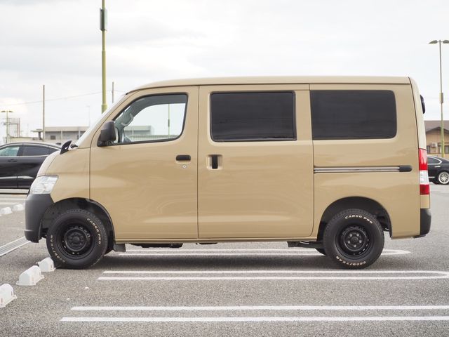TOYOTA LITEACE VAN 2WD 2018 Image 31