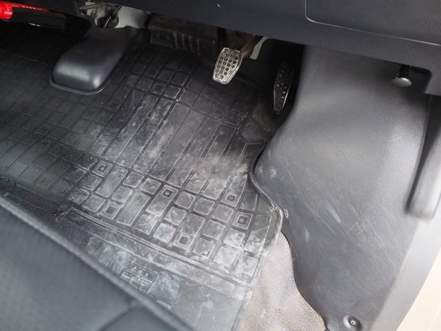 TOYOTA LITEACE VAN 2WD 2018 Image 31