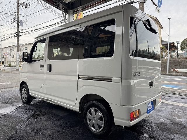 TOYOTA PIXIS VAN 2023 Image 31